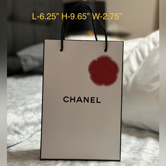 100% Authentic CHANEL Gift Bags - Picture 5 of 6